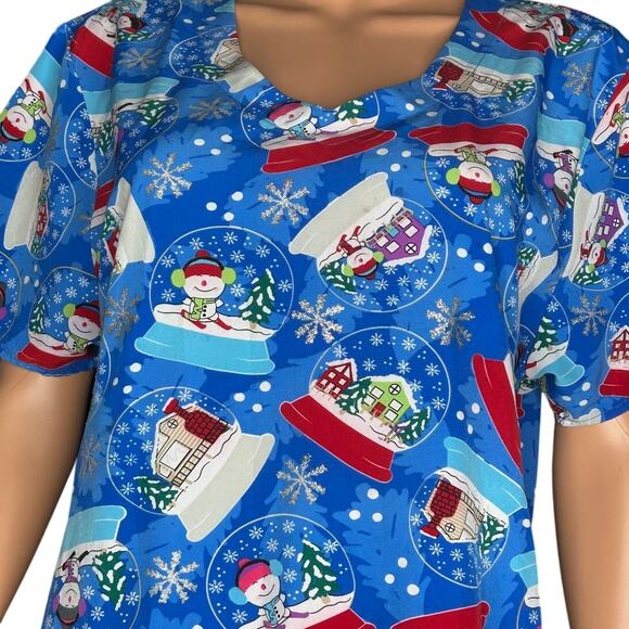 Zoe & Chloe Christmas scrub top size large - Picture 2 of 5
